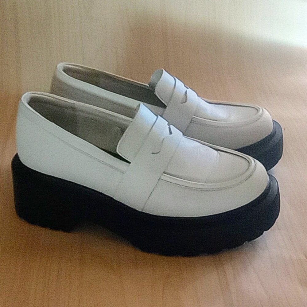 Women's 8.5 White Chunky Platform Loafers | Wild Fable| Faux Leather